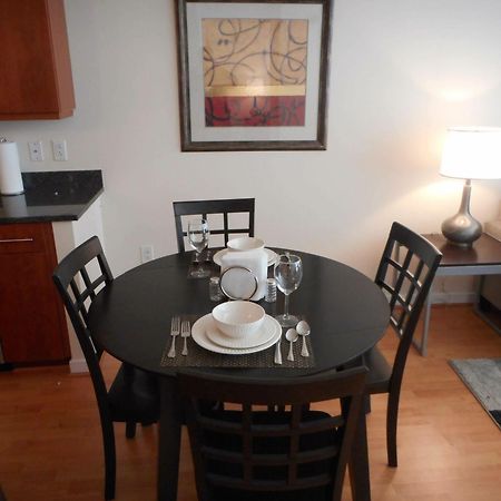 Weichert Suites At Wisconsin Place チェビー・チェイス エクステリア 写真