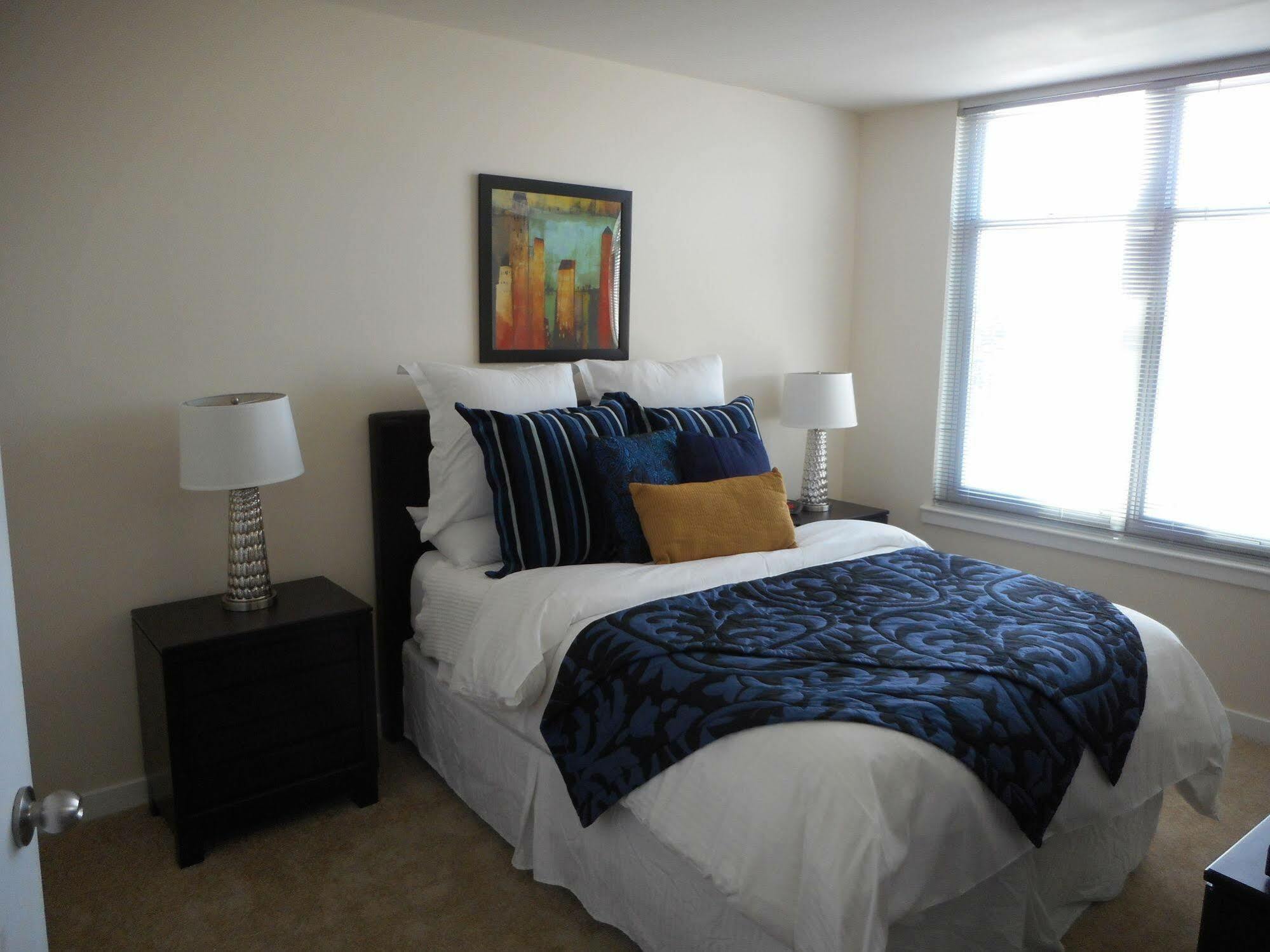 Weichert Suites At Wisconsin Place チェビー・チェイス エクステリア 写真